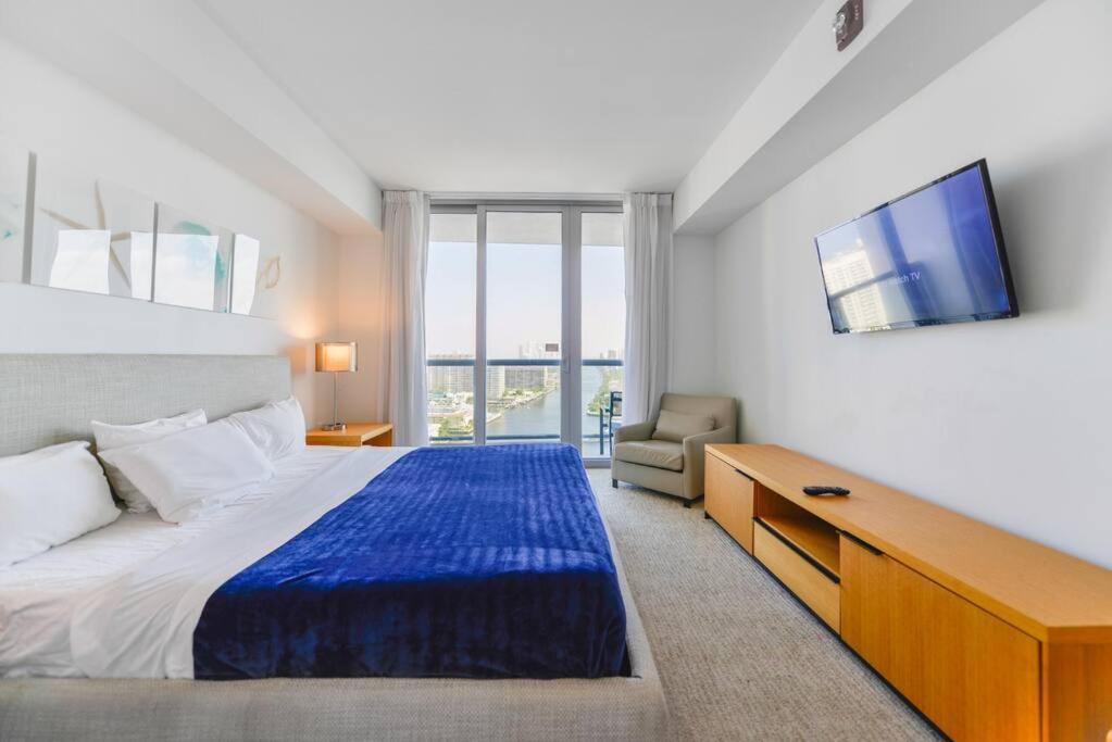 Awesome 2Br Condo Beachwalk Resort Hallandale Beach Εξωτερικό φωτογραφία