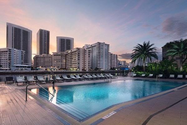 Awesome 2Br Condo Beachwalk Resort Hallandale Beach Εξωτερικό φωτογραφία